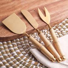 Cheese knife